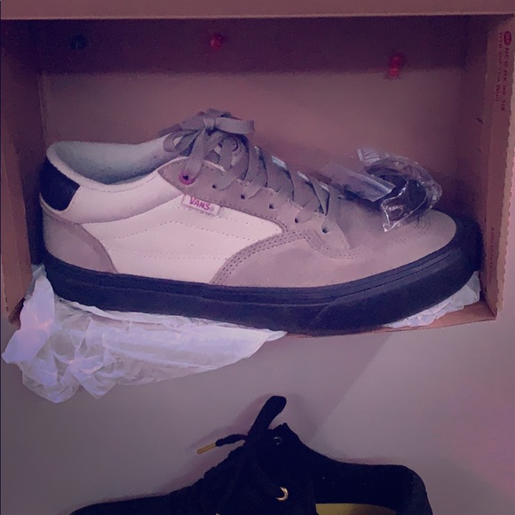 Vans shoes - Picture 1 of 7